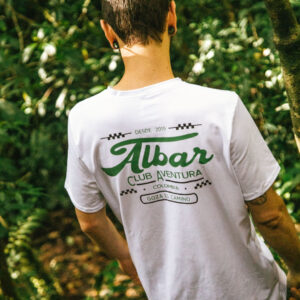 Camiseta blanca estampado Club aventura